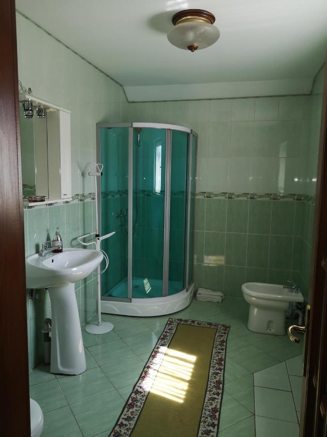 Casa Gotika Guest House Vama  Luaran gambar